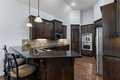 16904 S Bradley Dr, Olathe, KS 66062 - photo 6