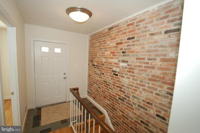 3867B Steppes Ct, Falls Church, VA 22041 - photo 4