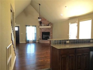 3801 SW Capstone Ave, Bentonville, AR 72712 - photo 4