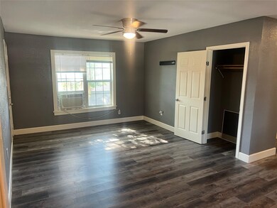 4326 Larkspur St unit 1-4, Houston, TX 77051 - photo 5