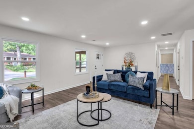 2831 Ivanhoe Ln SE, Smyrna, GA 30082 - photo 4