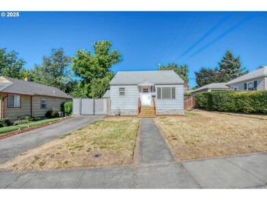 529 NW 7th St, Pendleton, OR 97801 - photo 4