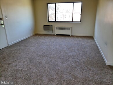 6 Galveston St SW unit 301, Washington, DC 20032 - photo 3