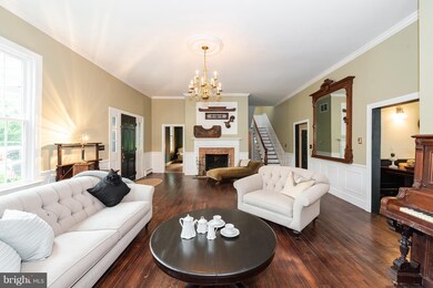 6101 Emerald Ln, Sykesville, MD 21784 - photo 2