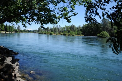 Over 200 ft. of stunning River frontage!