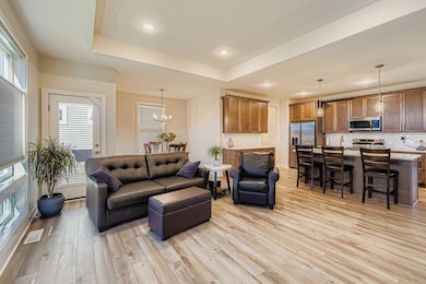 4873 127th Circle NE - MLS Sized - 014 - 07 Living Room.jpg