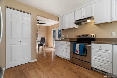 2426 12th Ave SE, Olympia, WA 98501 - photo 7