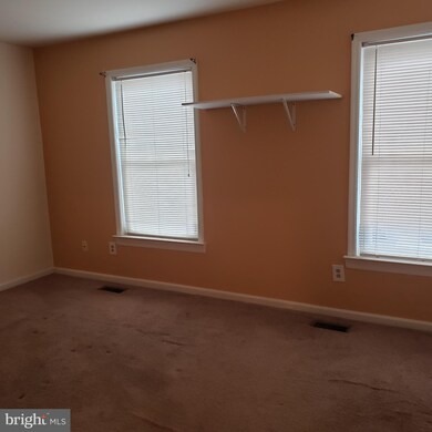 311 Thayer Ct, Newark, DE 19702 - photo 6