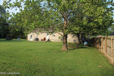 155 Turnpike Ln, Lebanon Junction, KY 40150 - photo 7