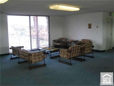 Seating Area in Rec., Room