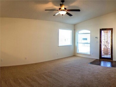 11560 Flor Liatris Dr, Socorro, TX 79927 - photo 4