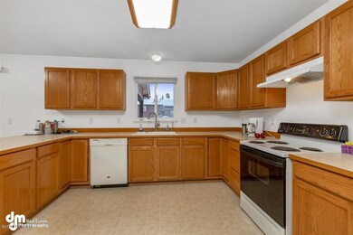 07-Kitchen 20201112-DW-0888