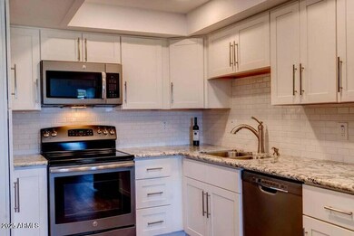 03Kitchen01