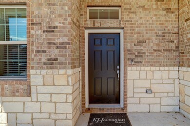 1656 Maggie Trail Dr, Alvin, TX 77511 - photo 4