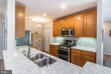 43114 Watercrest Square unit 303, Chantilly, VA 20152 - photo 6