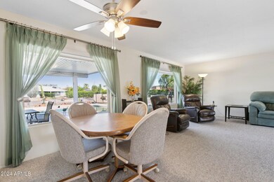 5-web-or-mls-15413-n-chestnut-dr