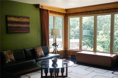 PICTURESQUE WINDOWS