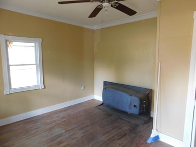 200 S Bluff St, Mount Olive, MS 39119 - photo 5