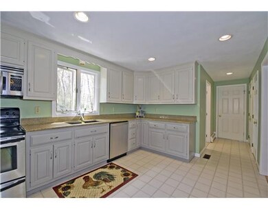 5 Stagecoach Rd, Cumberland, RI 02864 - photo 6