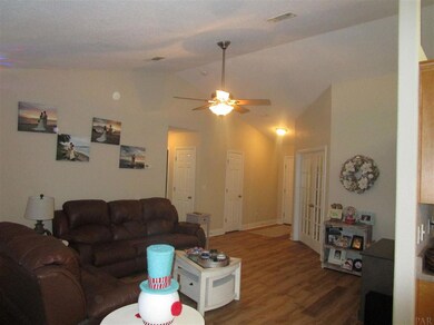 7350 Dahlia Dr, Pensacola, FL 32526 - photo 4