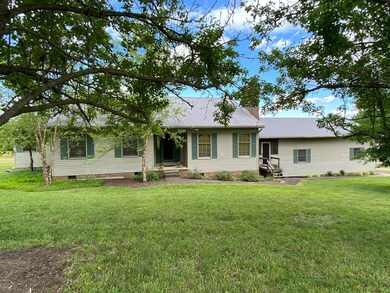 850 Gastineau Ln, Versailles, KY 40383 - photo 3