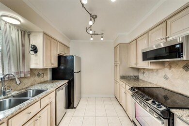 8721 Irongate Dr, North Richland Hills, TX 76182 - photo 3