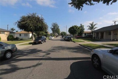 5808 Pennswood Ave, Lakewood, CA 90712 - photo 2