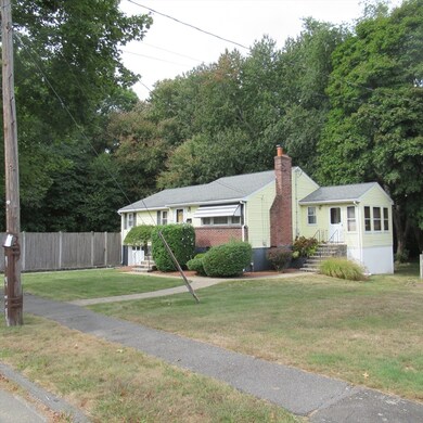 16 Mansfield St, Peabody, MA 01960 - photo 2
