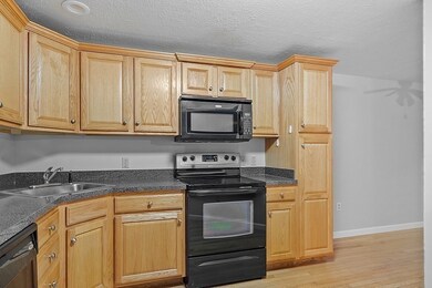 74 Green Briar Rd unit 81, Fitchburg, MA 01420 - photo 6