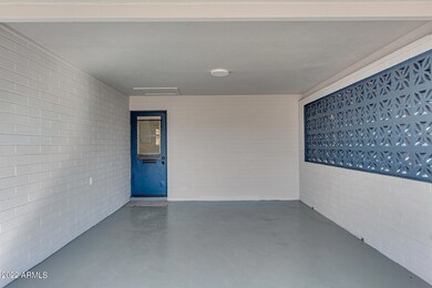 647 N 55th Place, Mesa, AZ 85205 - photo 4