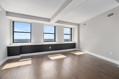 32_R 50 W Broad Street Unit 3004 0001