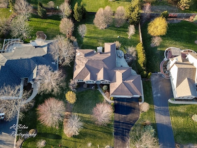 3680 Lakeview Dr, Algonquin, IL 60102 - photo 2