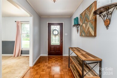 112 Gaymont Cir, Statesville, NC 28625 - photo 3