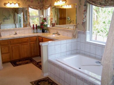 1714 Granite Hill Rd, Grants Pass, OR 97526 - photo 6