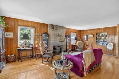 2203 Hidden Pond Rd, Plant City, FL 33565 - photo 5