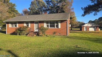 639 S Bay Haven Dr, Gwynn, VA 23066 - photo 2