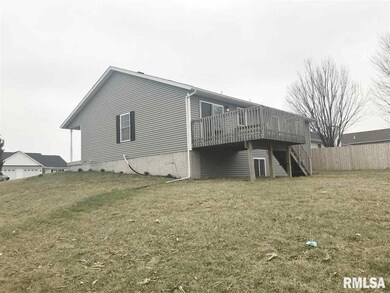 3706 W 46th St, Davenport, IA 52806 - photo 2