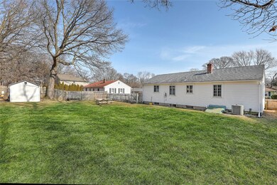 125 Adrian St, Warwick, RI 02886 - photo 4