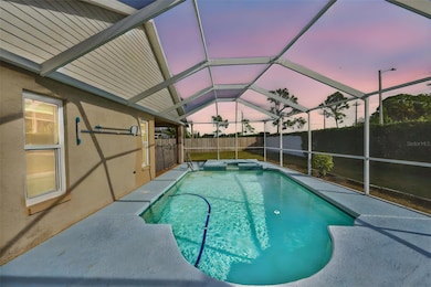 1719 Scotch Pine Dr, Brandon, FL 33511 - photo 2