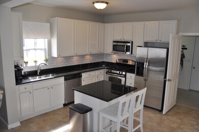 GRANITE & STAINLESS