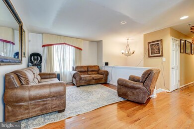 724 Sherwood Ln, Fredericksburg, VA 22407 - photo 6