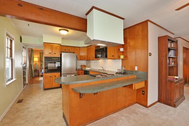 518 E Jeffrey Place, Columbus, OH 43214 - photo 7