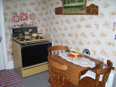 438 Monroe St, Berwick, PA 18603 - photo 7