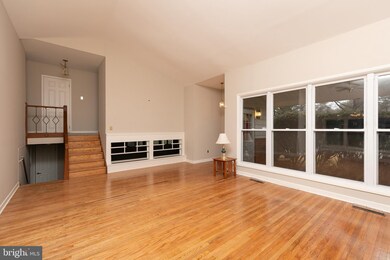 8008 Cobden Rd, Glenside, PA 19038 - photo 2