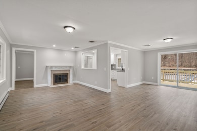 406 Miller St, Ludlow, MA 01056 - photo 2