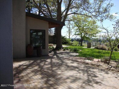 20160523233846782304000000-o