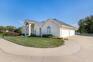 2182 Seippel Rd, Dubuque, IA 52002 - photo 2