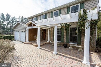 1118 Riva Ridge Dr, Great Falls, VA 22066 - photo 2