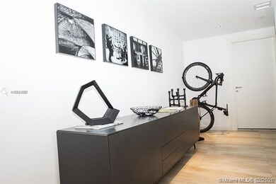 200 Biscayne Boulevard Way unit 3806, Miami, FL 33131 - photo 6