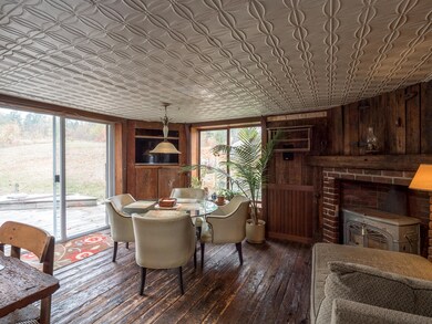 2668 Main St-2